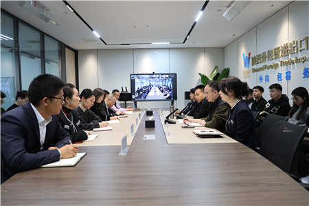 2月21日，進(jìn)出口公司傳達(dá)學(xué)習(xí)陜外集團(tuán)深化“三個(gè)年”活動(dòng)暨“二次創(chuàng)業(yè)”推進(jìn)會(huì)精神。_副本.jpg